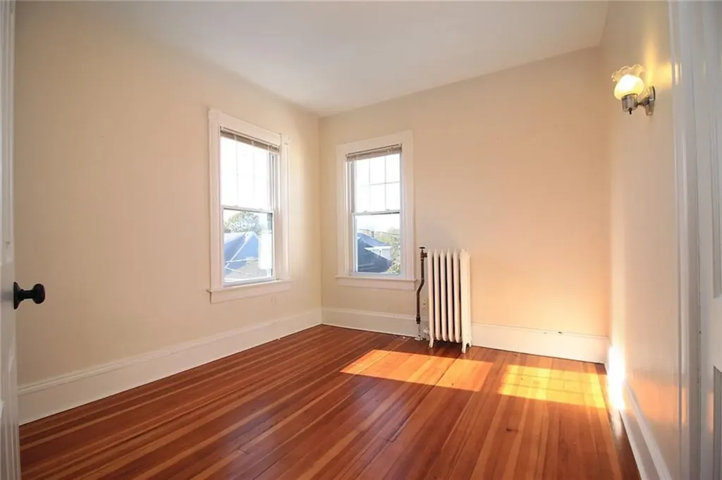 5 Pennacook Street Newport RI 02840