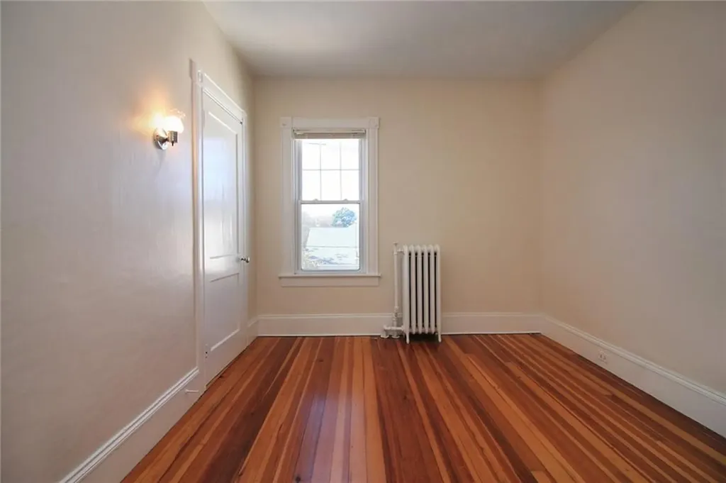 5 Pennacook Street Newport RI 02840