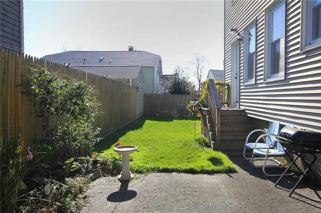 5 Pennacook Street Newport RI 02840