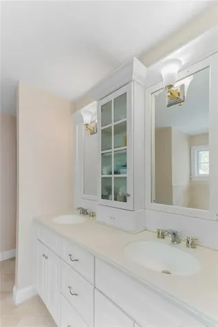 41 Stone Ridge Drive North Attleboro MA 02760