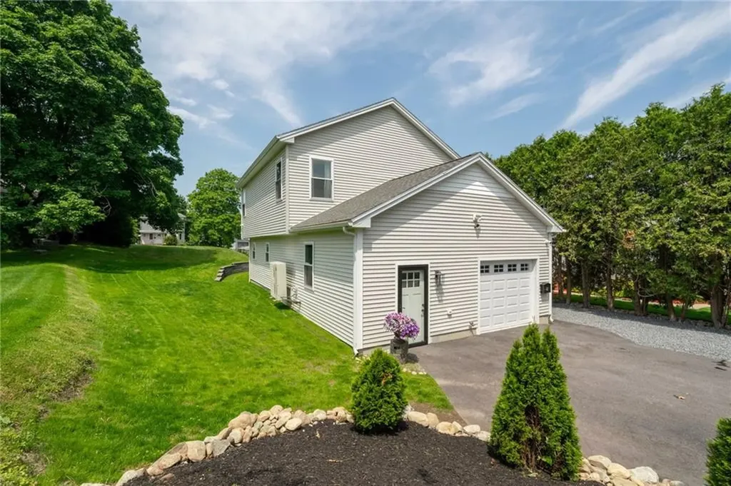 27 Joy Street Johnston RI 02919