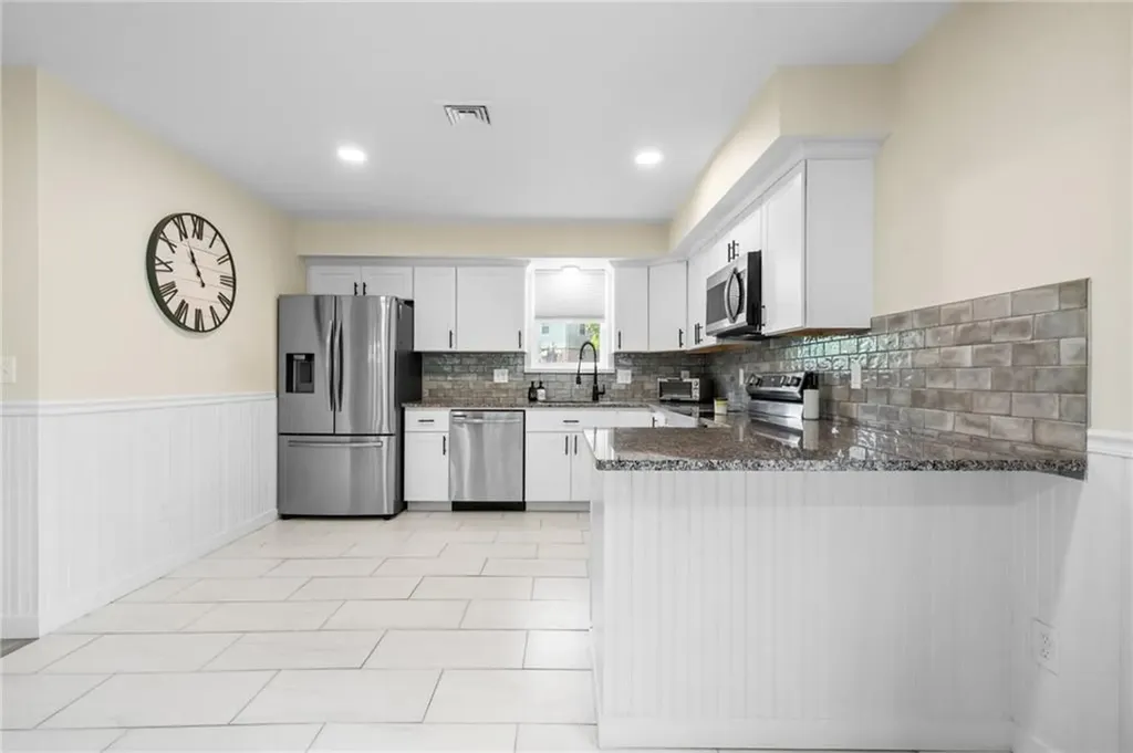 27 Joy Street Johnston RI 02919