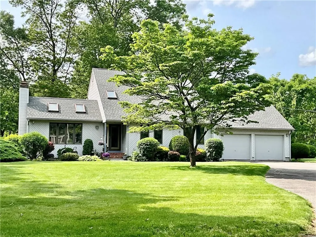 282 West Avenue Seekonk MA 02771