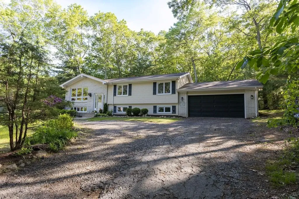 38 Williams Road Smithfield RI 02917