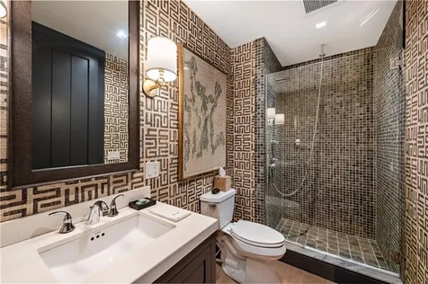 230 Briarwood Lane Portsmouth RI 02871