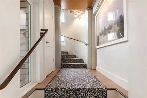 230 Briarwood Lane Portsmouth RI 02871