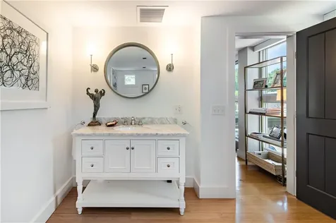 230 Briarwood Lane Portsmouth RI 02871