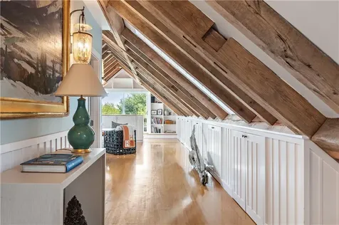 230 Briarwood Lane Portsmouth RI 02871