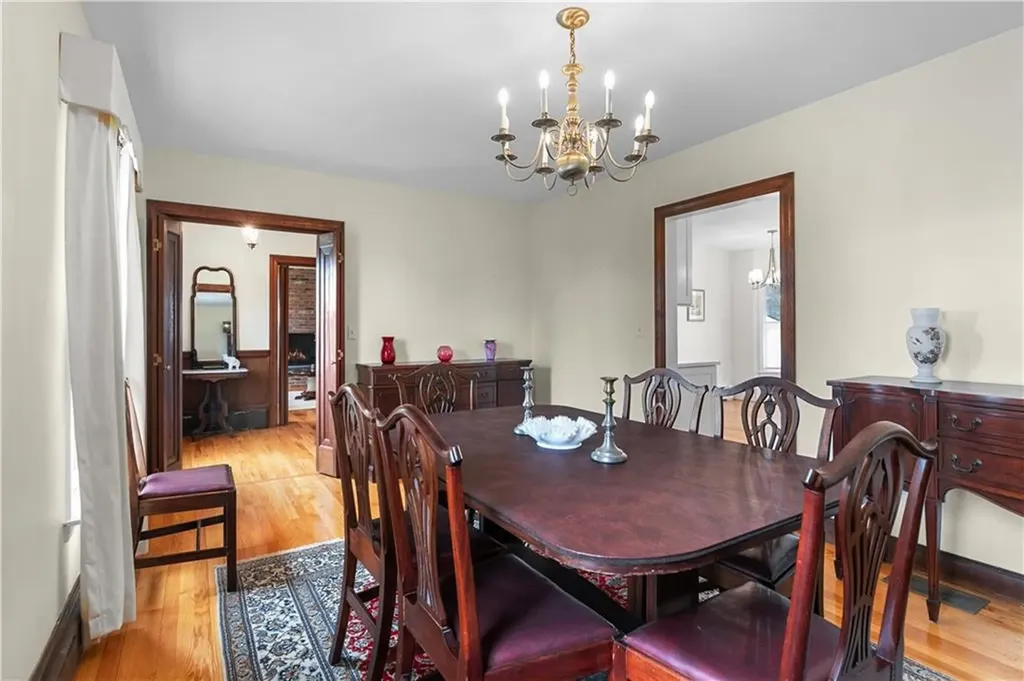 155 Taylor Road Portsmouth RI 02871