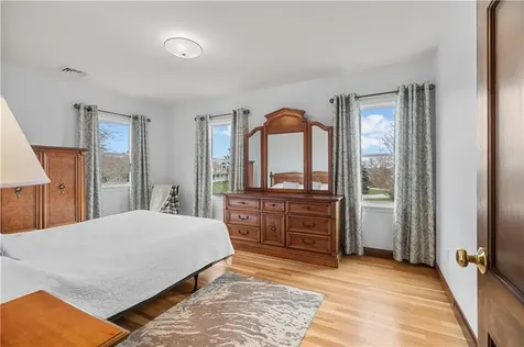 155 Taylor Road Portsmouth RI 02871