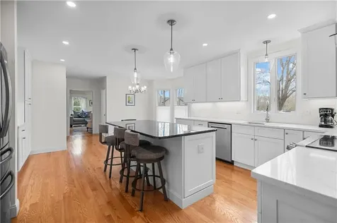 155 Taylor Road Portsmouth RI 02871