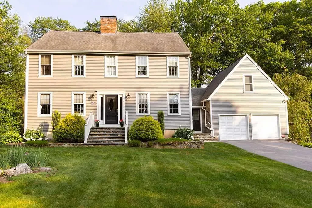 30 Karen Ann Drive Smithfield RI 02917