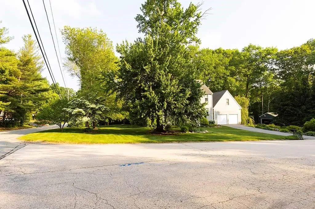 30 Karen Ann Drive Smithfield RI 02917