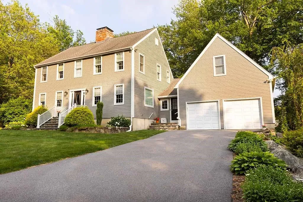 30 Karen Ann Drive Smithfield RI 02917