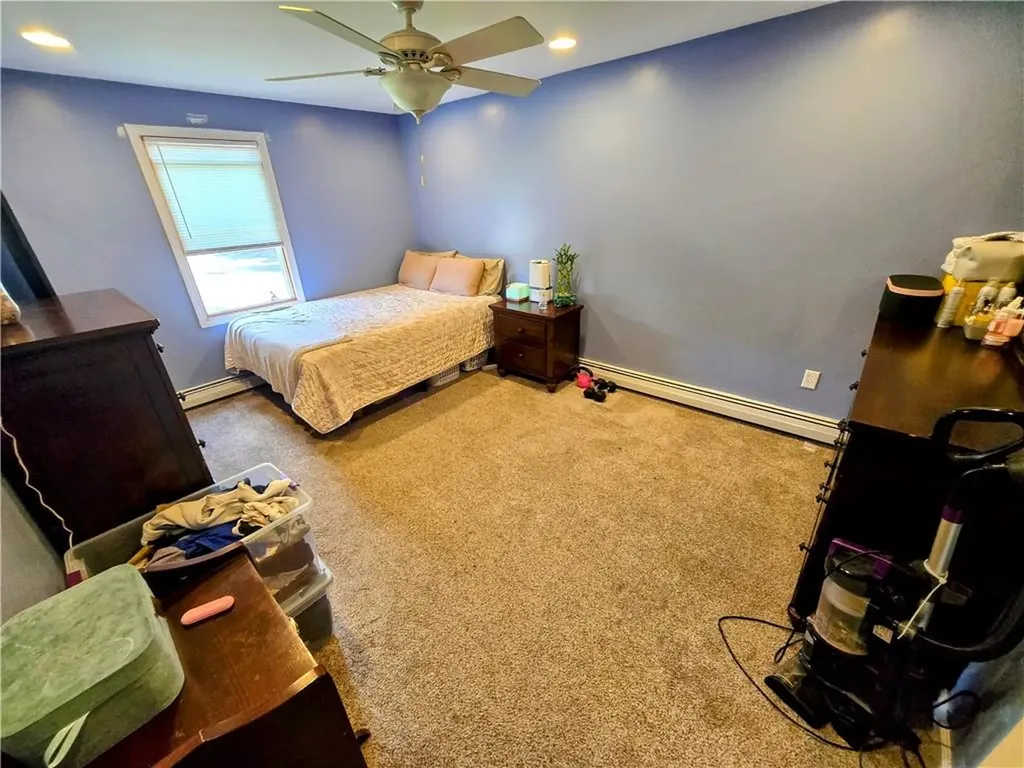 383 Massasoit Avenue East Providence RI 02914