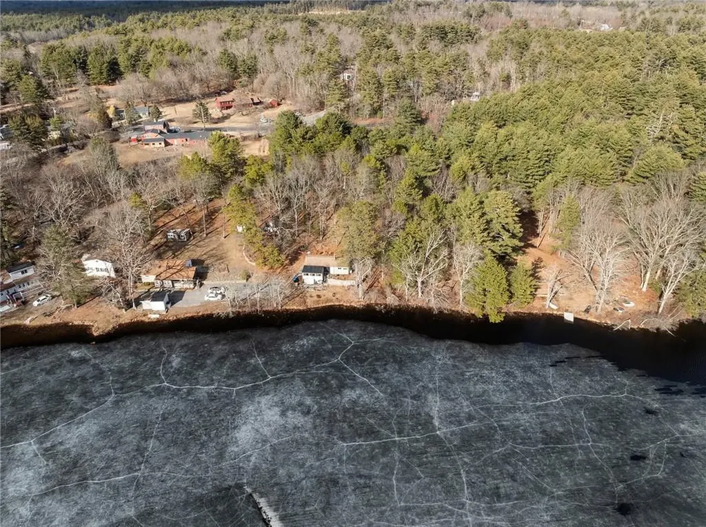 18 Tarklin Pond Drive North Smithfield RI 02896