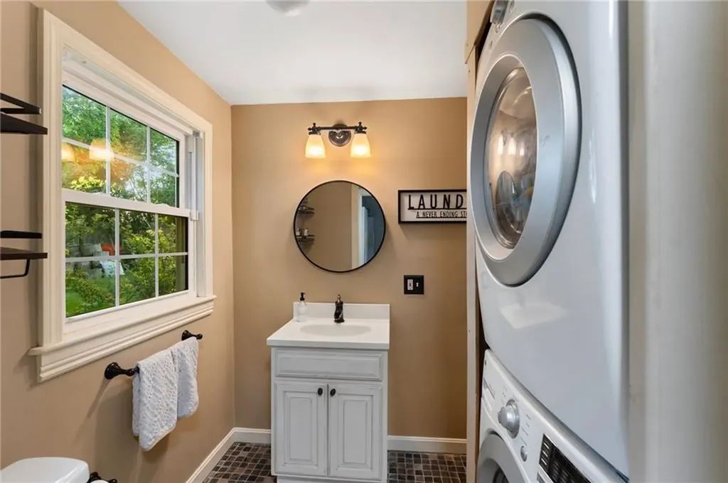 20 Battey Avenue Coventry RI 02816