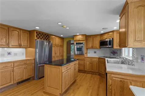 41 Ann Avenue Portsmouth RI 02871