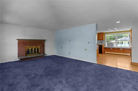 41 Ann Avenue Portsmouth RI 02871