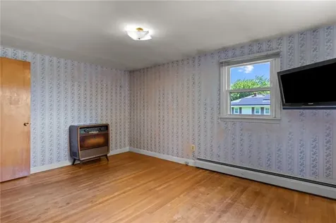 41 Ann Avenue Portsmouth RI 02871