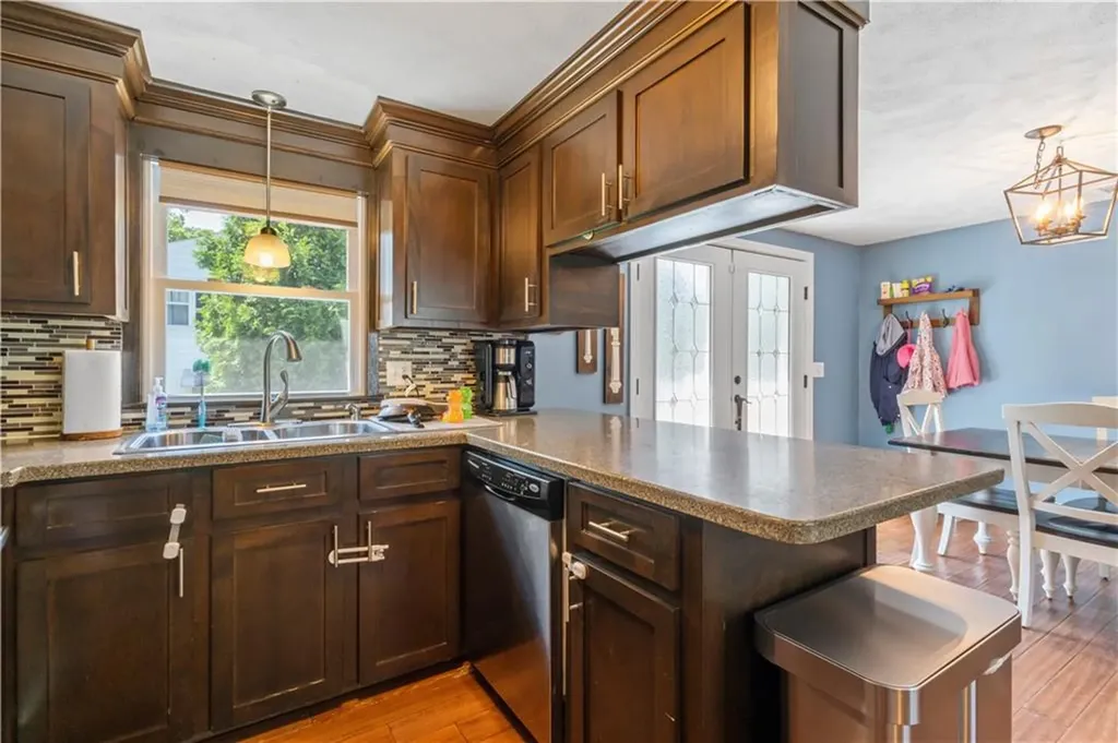 5 Sudbury Street North Providence RI 02904