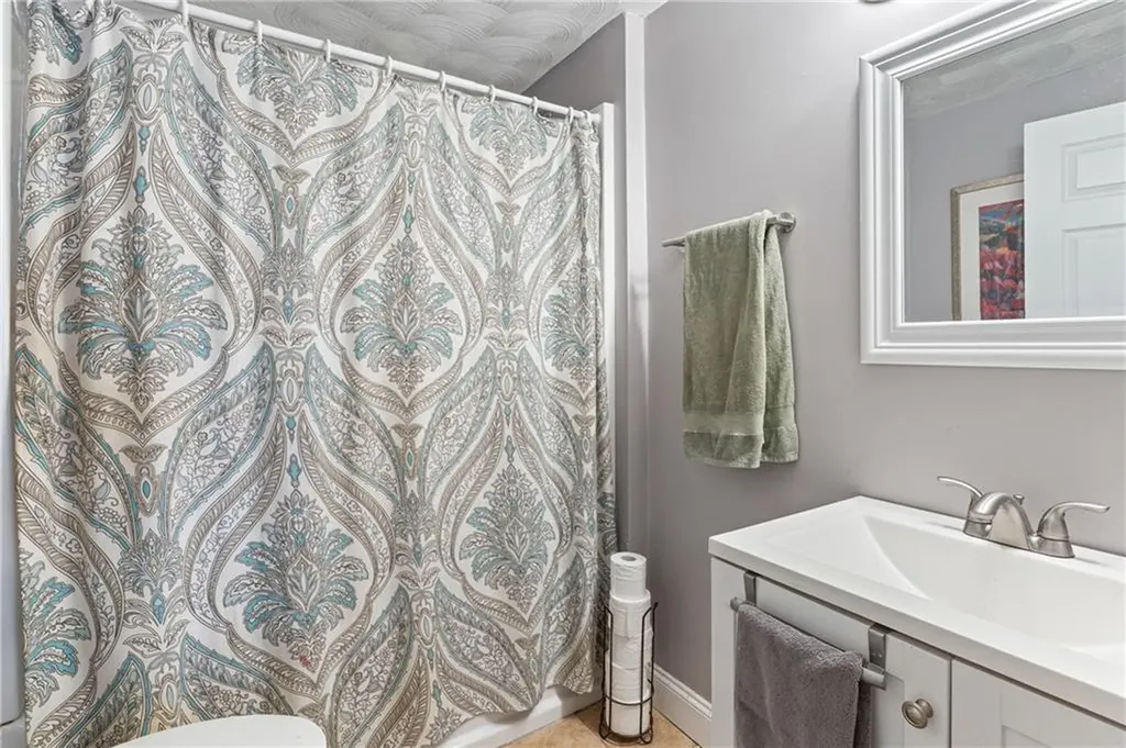 27 Aberdeen Street West Warwick RI 02893