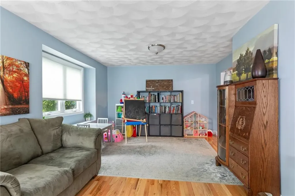 27 Aberdeen Street West Warwick RI 02893