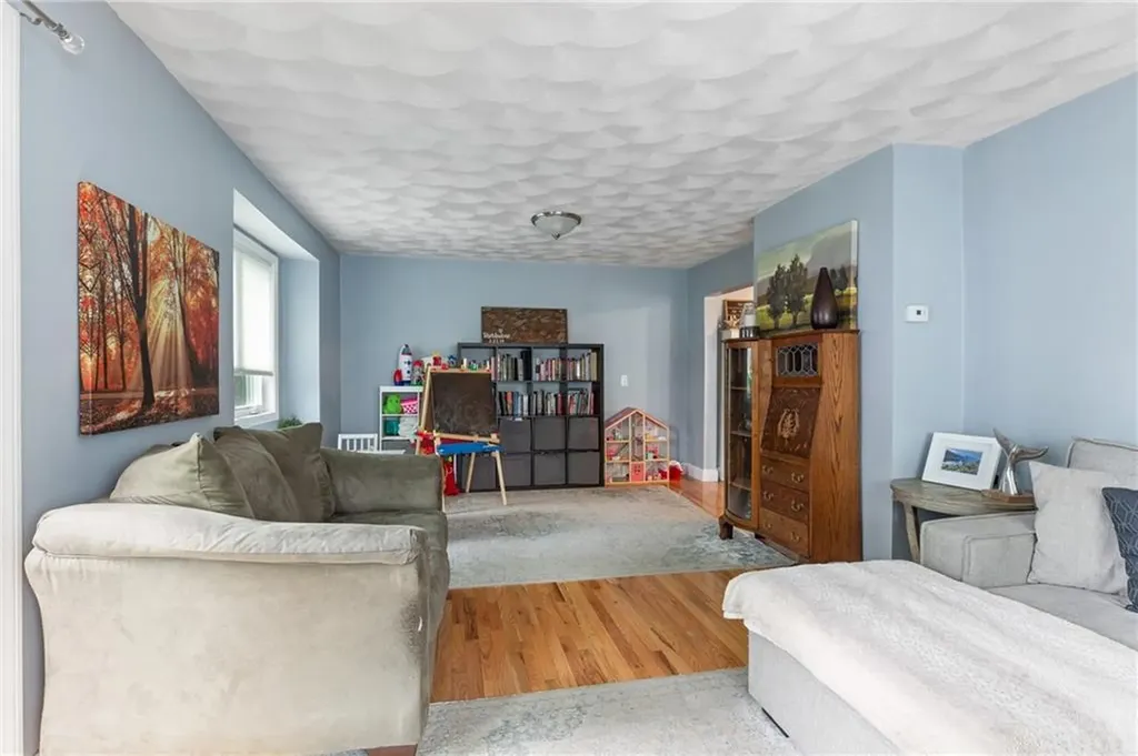 27 Aberdeen Street West Warwick RI 02893