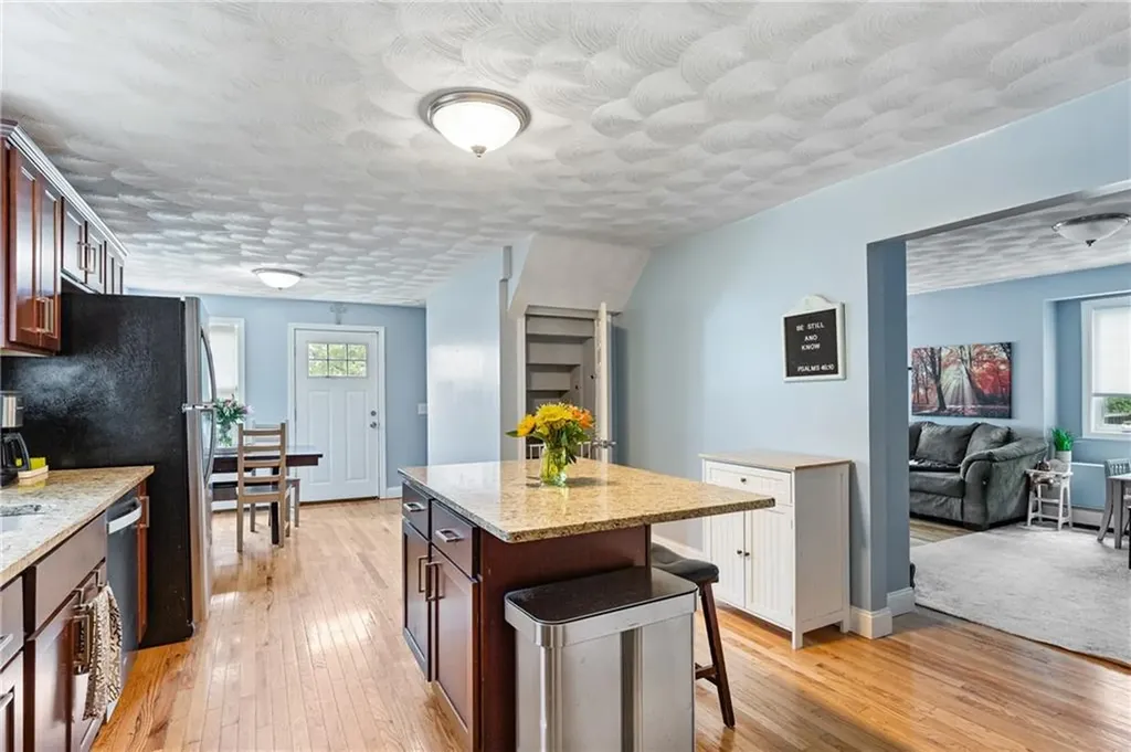 27 Aberdeen Street West Warwick RI 02893