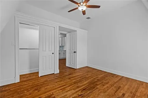 18 State Street Bristol RI 02809