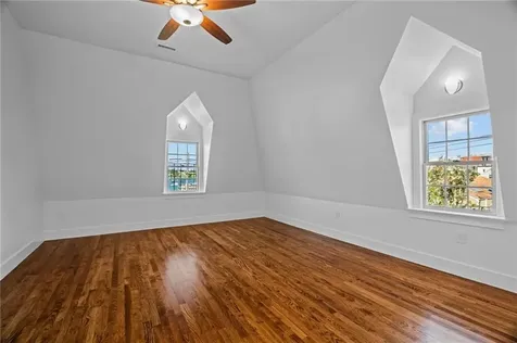 18 State Street Bristol RI 02809