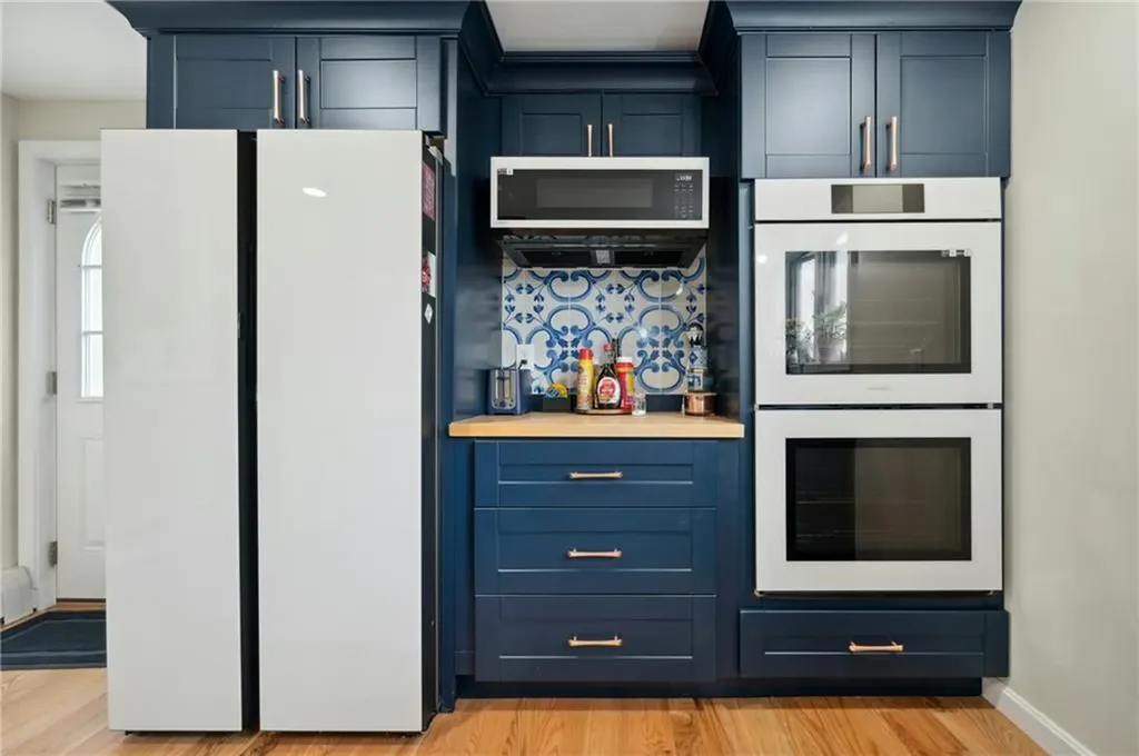 73 Vineyard Avenue Cumberland RI 02864