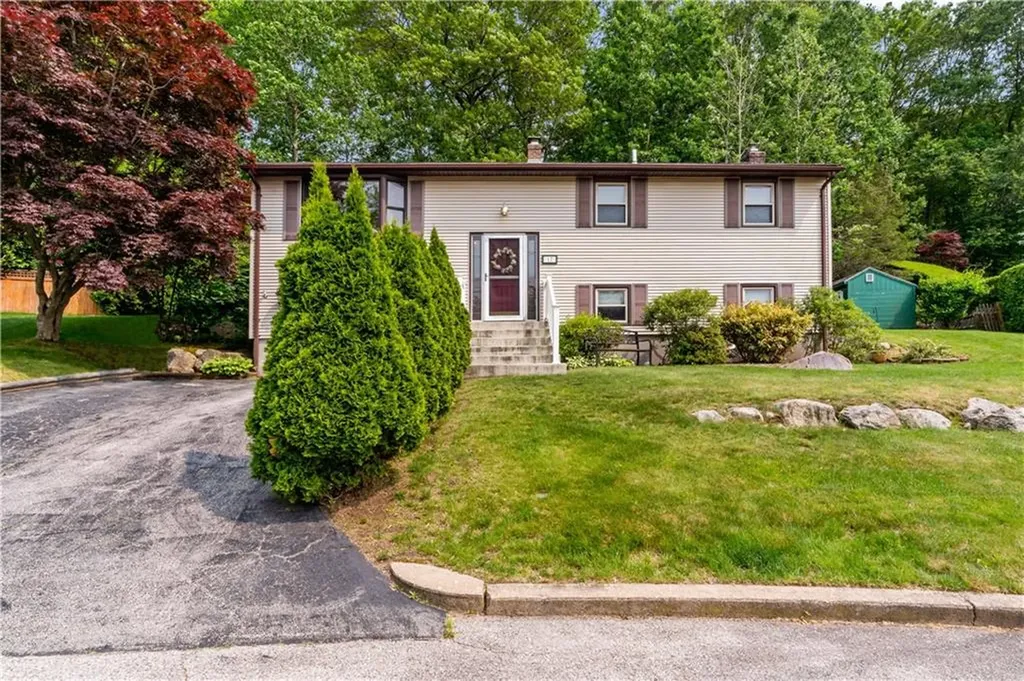 17 Carolyn Drive West Warwick RI 02893