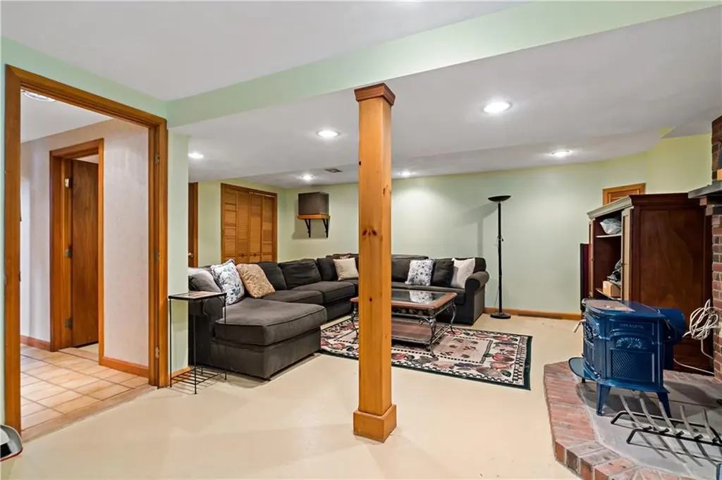 17 Carolyn Drive West Warwick RI 02893