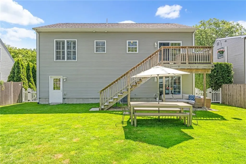 86 Inkberry Trail Narragansett RI 02882