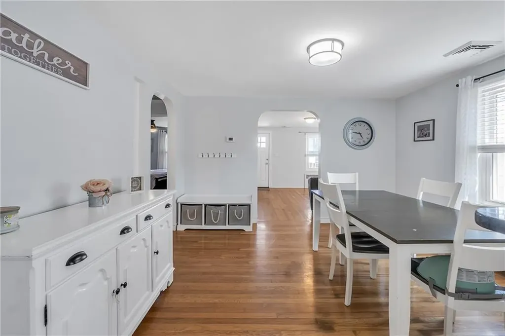 257 Woodhaven Road Pawtucket RI 02861