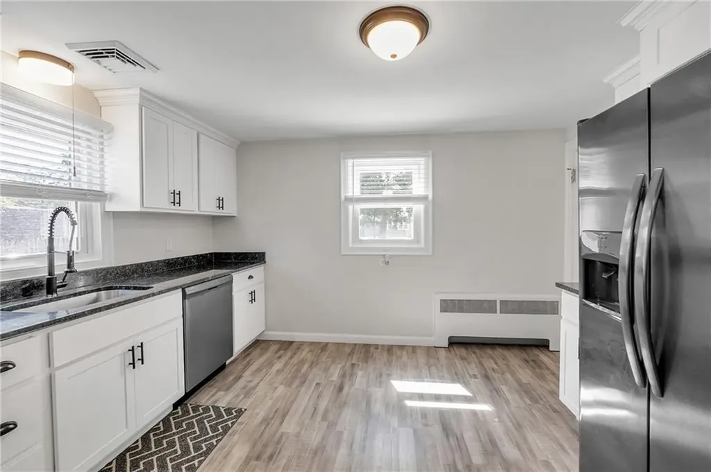 257 Woodhaven Road Pawtucket RI 02861