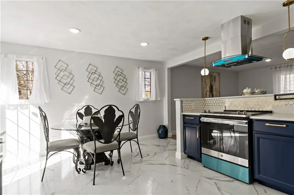 1300 Wallum Lake Road Burrillville RI 02859