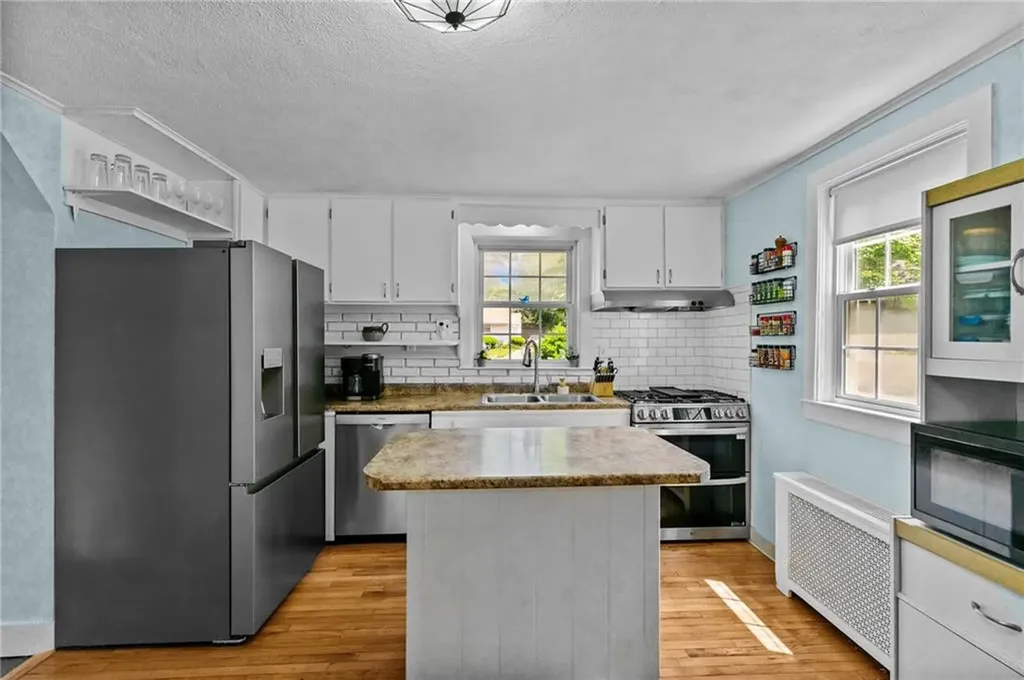 13 Angela Court North Providence RI 02904