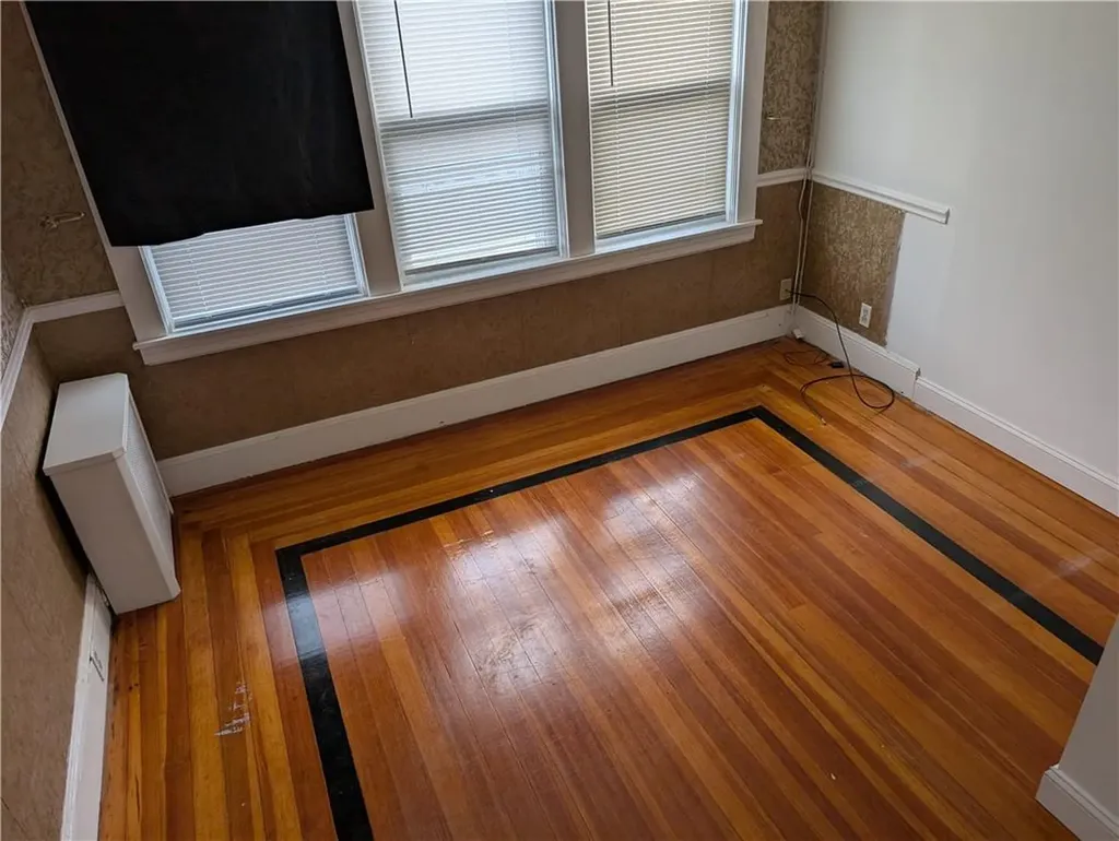 341 Academy Avenue Providence RI 02908