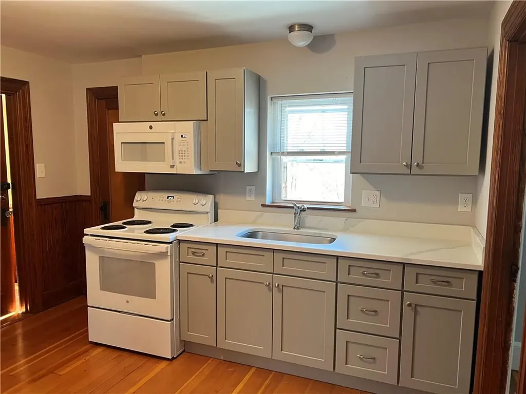 274 Waterman Avenue Smithfield RI 02917