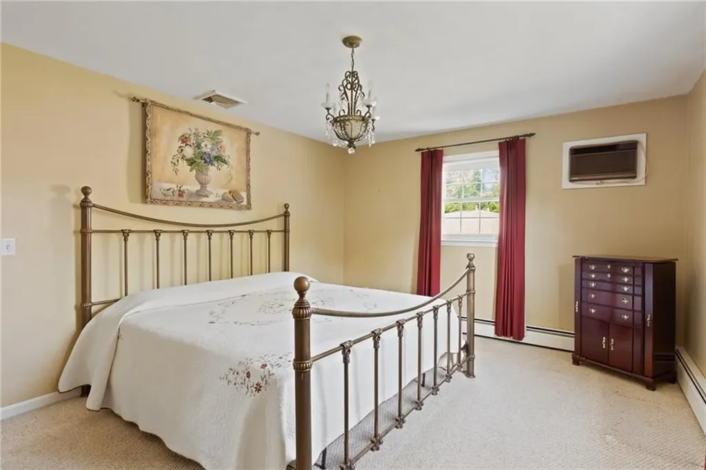 35 Benjamin Avenue Cranston RI 02920