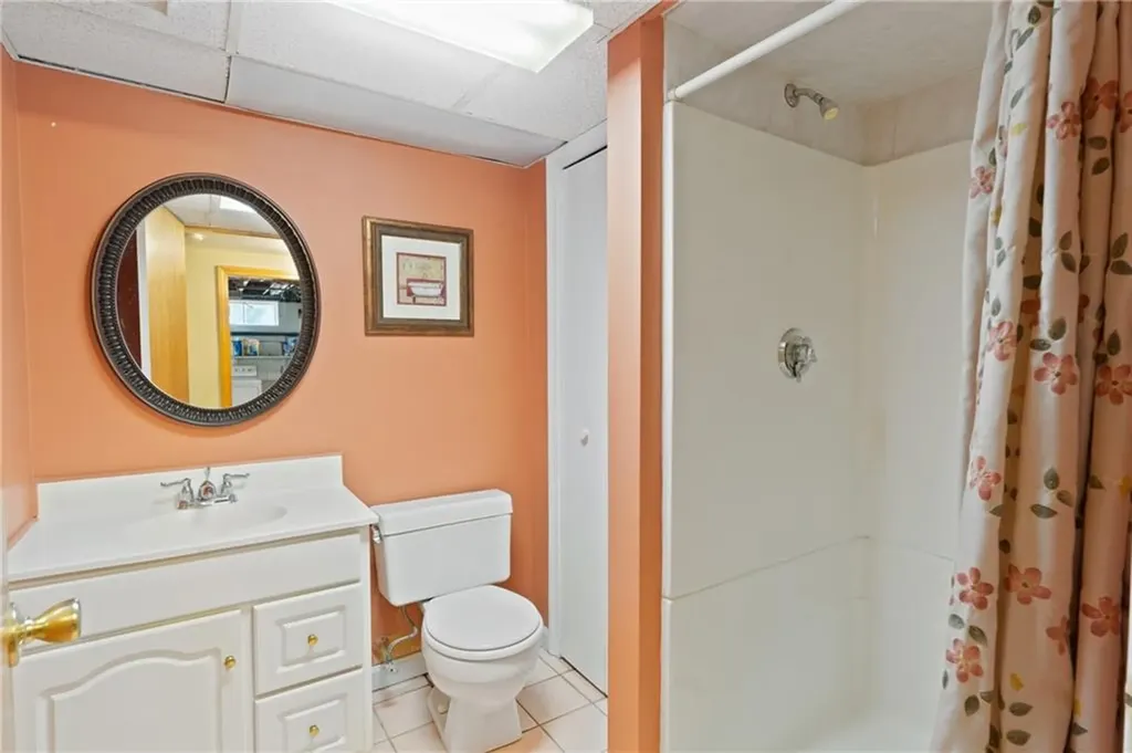 35 Benjamin Avenue Cranston RI 02920