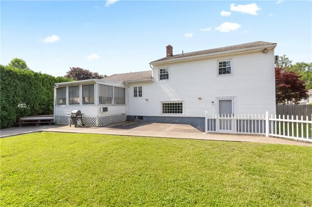 35 Benjamin Avenue Cranston RI 02920