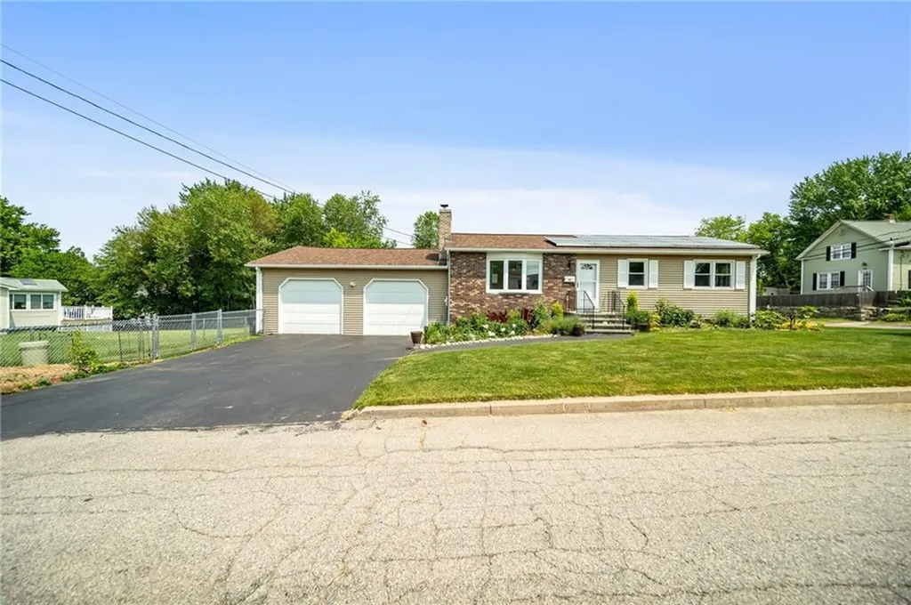 32 Myron Street West Warwick RI 02893