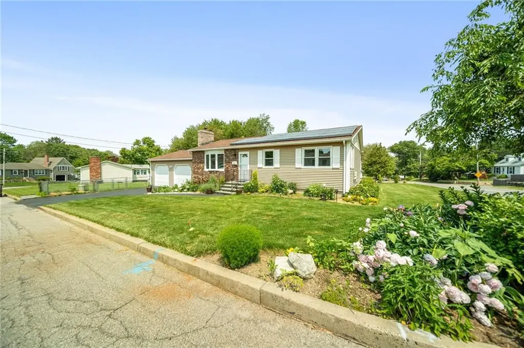 32 Myron Street West Warwick RI 02893