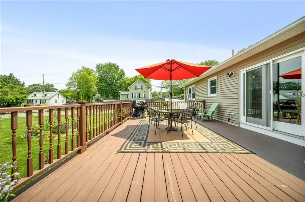 32 Myron Street West Warwick RI 02893