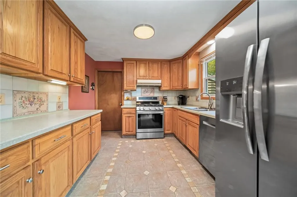 32 Myron Street West Warwick RI 02893