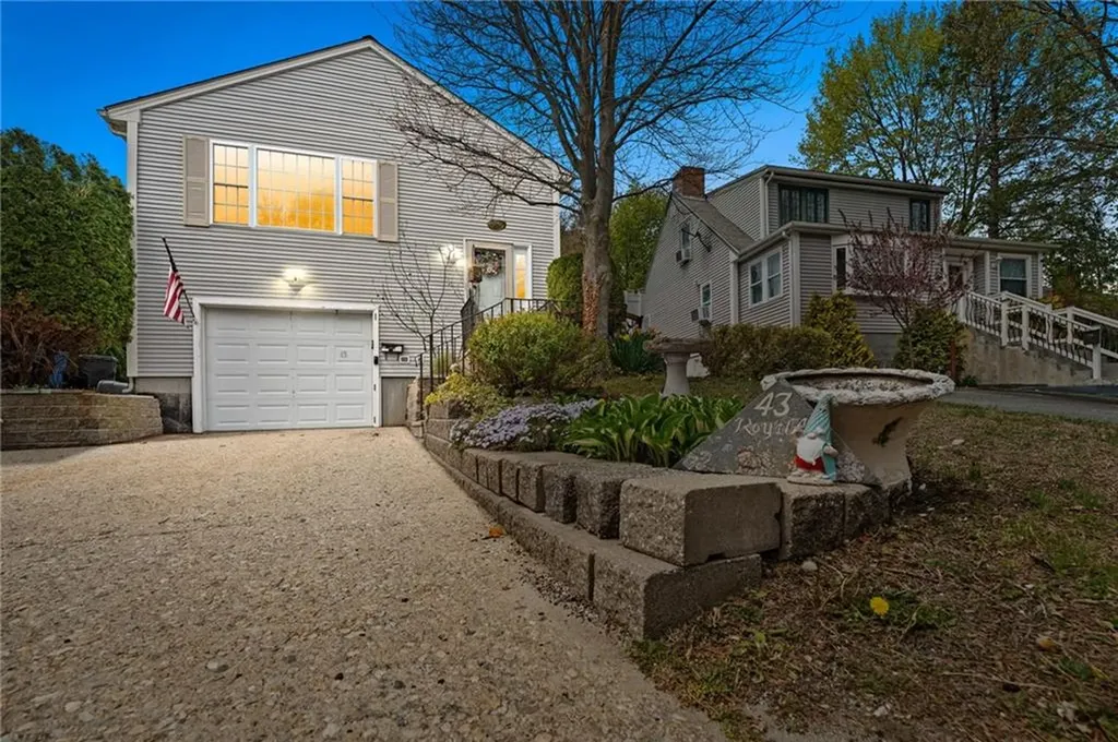 43 Royal Avenue Cranston RI 02920