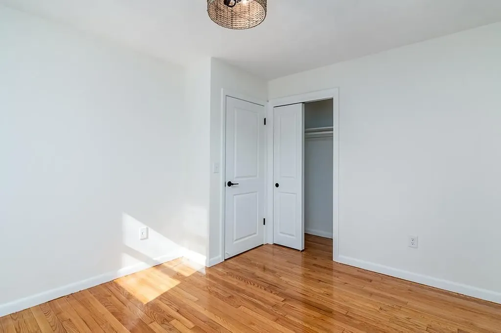 332 Tiffany Avenue Warwick RI 02889